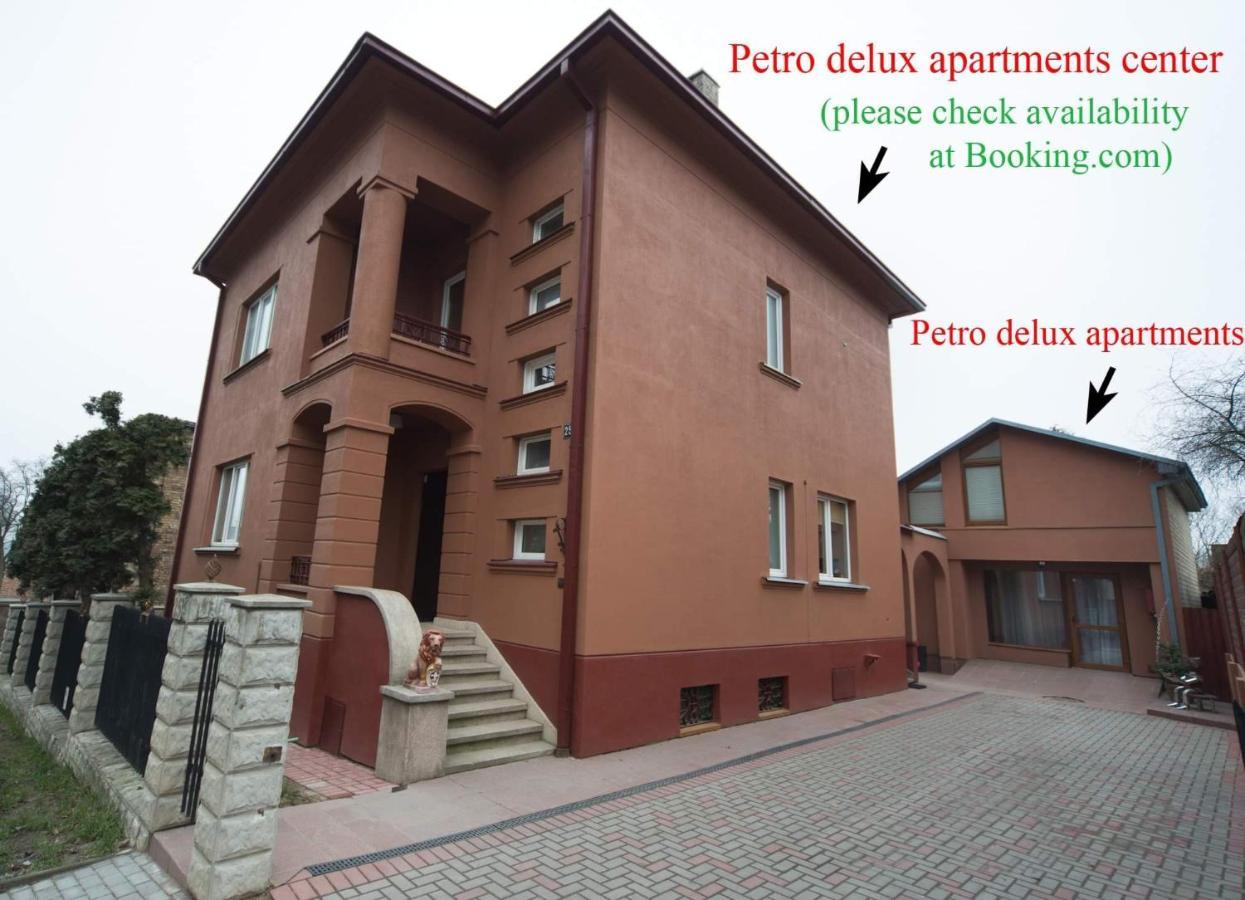 Petro Delux Apartments Kaunas Ngoại thất bức ảnh